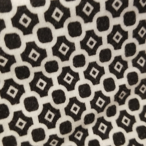 💕MICHAEL STARS💕 Reversible Bath Robe ~ Black & White Geometric Print Medium - Picture 5 of 8